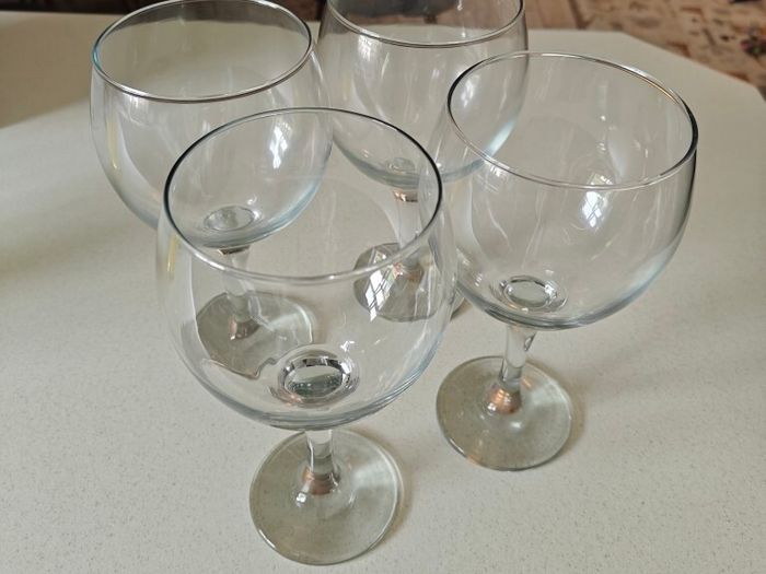 Gin Glass x 4