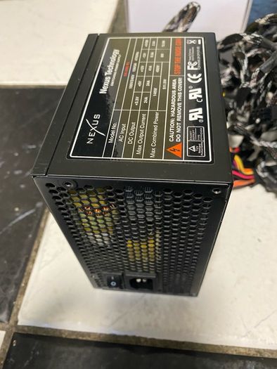 NEXUS 530 watts Silent power supply new but no Box