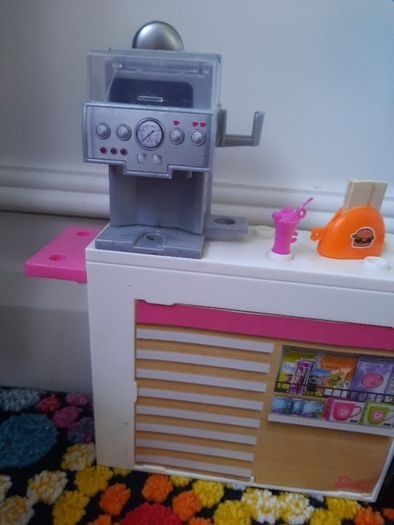 Barbie cafe and sink