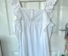 Dunnes stores new with tags white cotton broderie anglaise dress