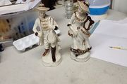 Figurines