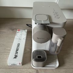 Nespresso Lattissima One and Descaling Kit