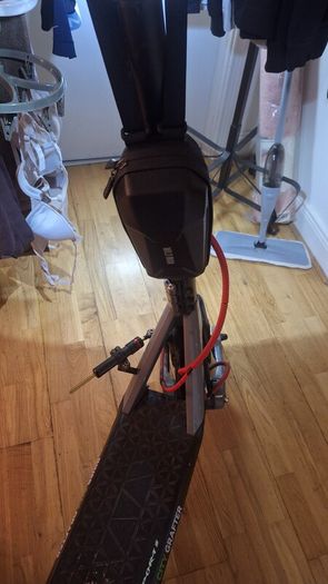 E Scooter: 2025 Inner City Grafter Dual Motor Scooter.  2400w In Dual Mode. Comes With Warranty And Original Fast Charger, + More Extras. Had Very Little Use Scooter Is Mint. Very Powerful Scooter. WOULD TRADE FOR A GOOD KUKIRIN G3 PRO OR A FRESH G2 MASTE
