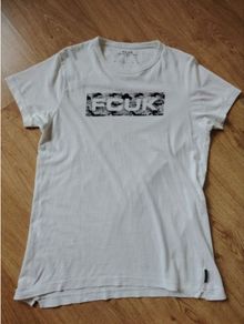 White Tshirt   Size M