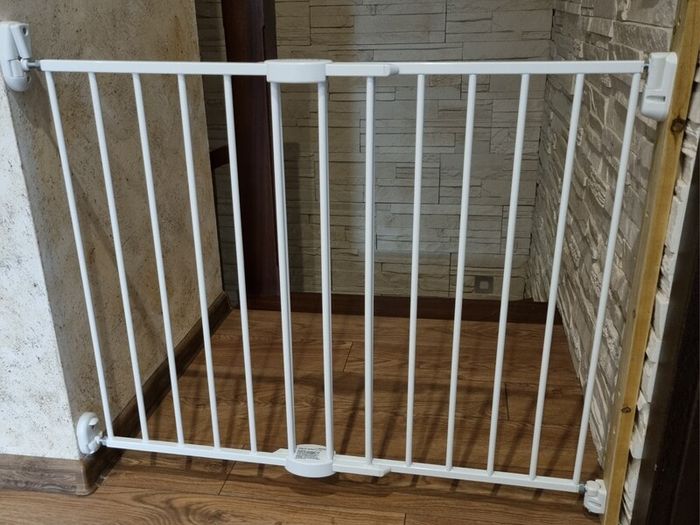 Wall Fix Extending Metal Safety Gate For Sale in Portlaoise, Laois from ...