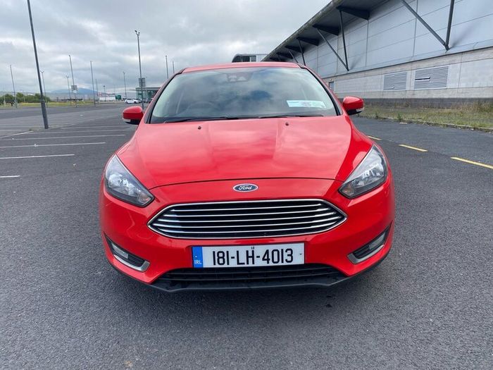 Super clean Ford Focus with Brand New NCT and  TAX