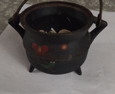 Vintage Iron ornament cast 3 legged pot