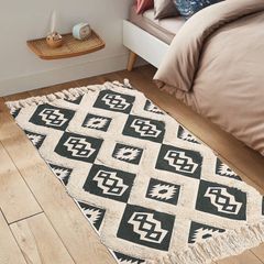 Bedroom Rug, Boho Hand Woven Runner Rug with Tufted Machine Washable Area Rugs Absorbent Runner (MULTIPLE SIZES)