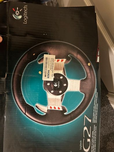 Logitech G27 Racing Wheel + Padal & Shift (PC/PS2/PS3)