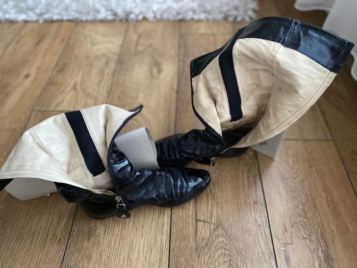 KAREN MILLEN Black Patent Leather Buckle Trim Calf-Length Flat Boots UK 4.5 / EU 37