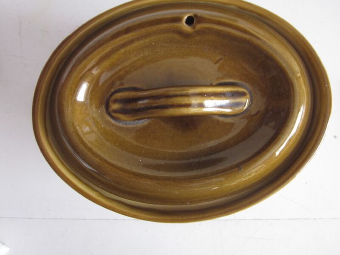 TG Green "Granville" Ceramic Oval Casserole  Lidded Dish