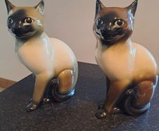 Vintage Mid-Century Siamese Cat pair