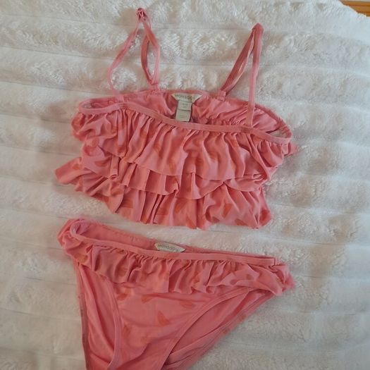 girls swimsuit