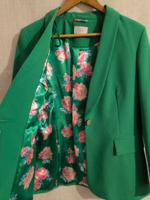 Women's suit