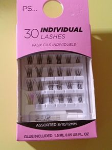 30 individual lashes
