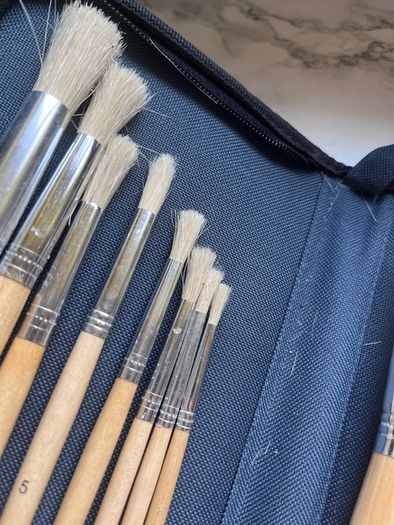 Paint brushes