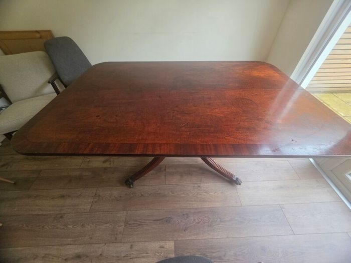 Dining table for sale