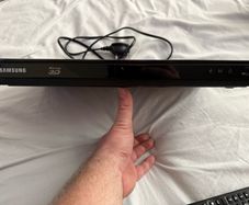 Samsung BD-E5500 Blu-Ray Player (NO REMOTE)