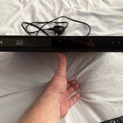 Samsung BD-E5500 Blu-Ray Player (NO REMOTE)