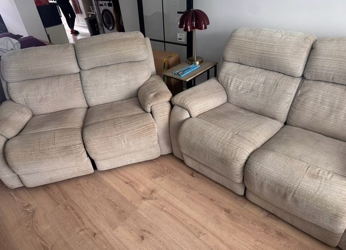 Reclined sofa