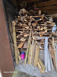 Scrap wood & Pallets