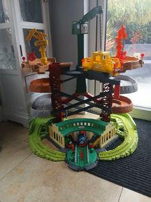 Thomas and Friends Trains and Cranes Tower