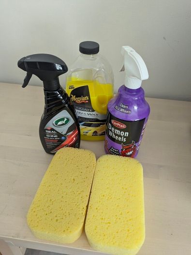 Car cleaning kit