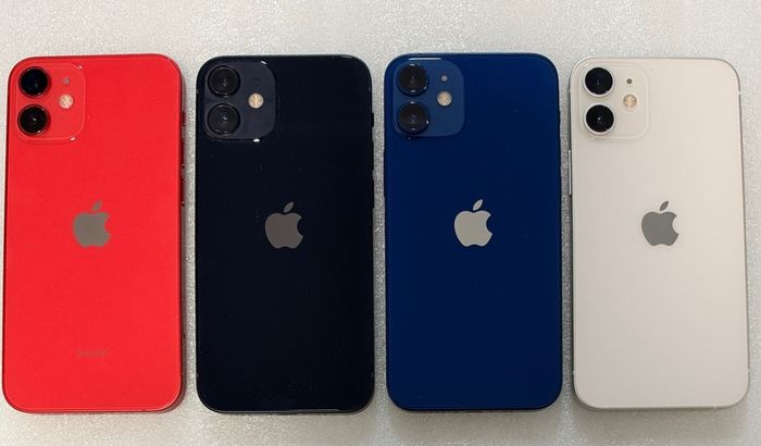 iPhone 12 Mini 64GB Unlocked to any Network