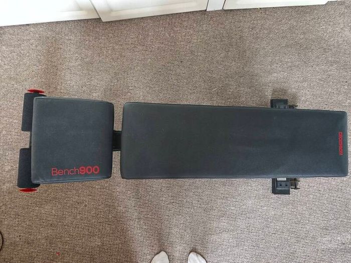 Weight bench