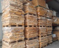 firewood / kindling