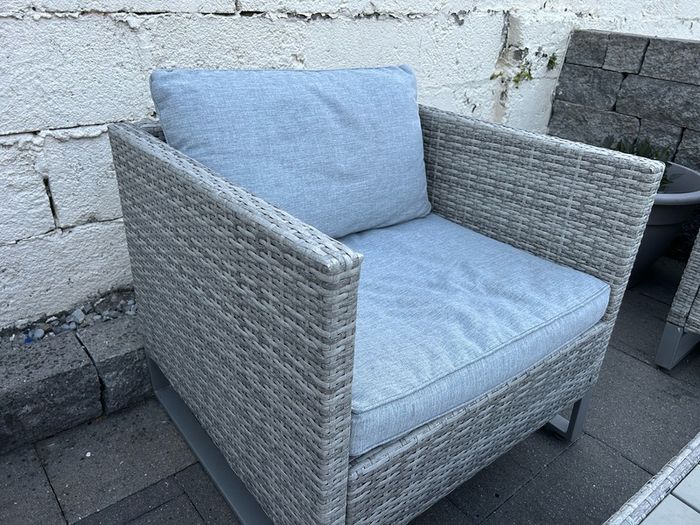 Outdoor Furniture Set