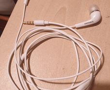 samsung original white headphones earphones