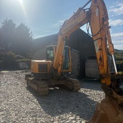 8 tonne digger