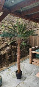 Artificial palm tree