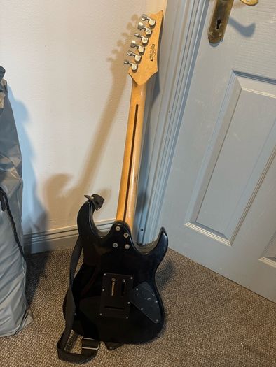 electric guitar
