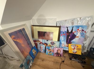 frames and canvas