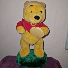 Vintage 1999 singing Winnie the Pooh - Fully working