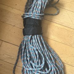 Beal 60m rock climbing rope
