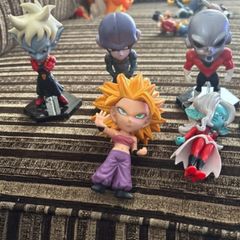 dragon ball figures Caulifla, Goku, Jiren,