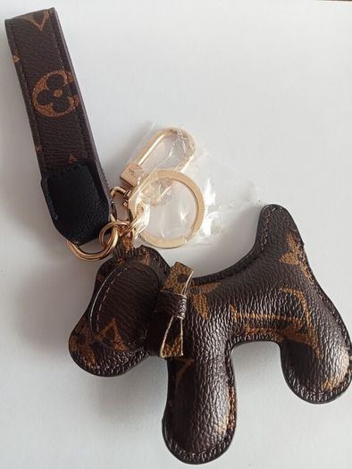 New Louis Vuitton Keyring