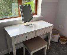 vanity table
