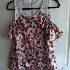 Pretty Cold Shoulder Top