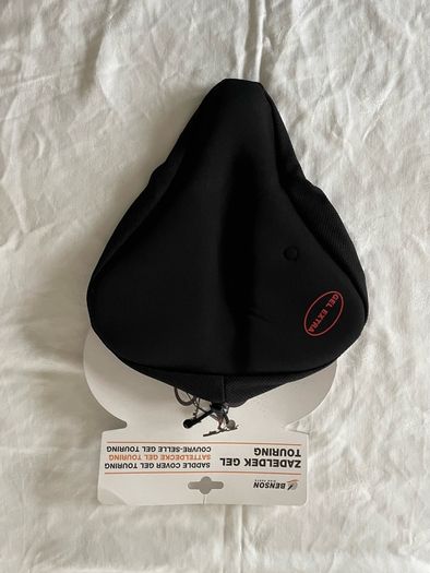 Memory foam saddle cover