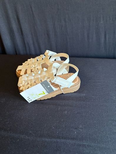 girls white sandals