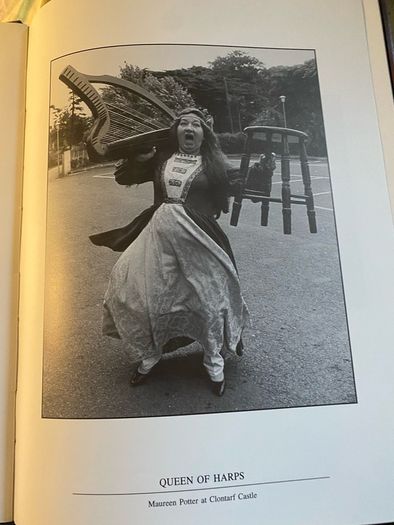 photo book Dublin One in a Thousand Author: Tom Lawlor