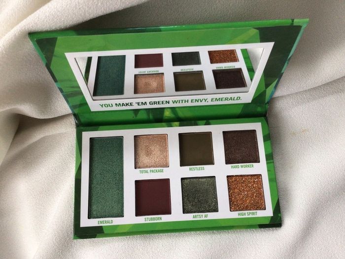 bh Emerald for May 7 Color Shadow Palette