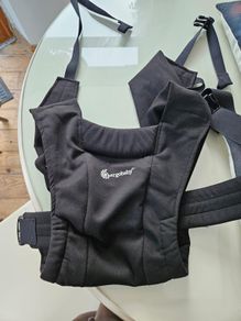 ergobaby embrace baby carrier