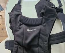 ergobaby embrace baby carrier