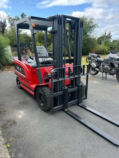 Electric Forklift 60 volt NEW