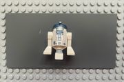 lego Star Wars sw1085 Astromech Droid, R2-D2 minifigure - Flat Silver Head, Dark Pink Dots and Large Receptor